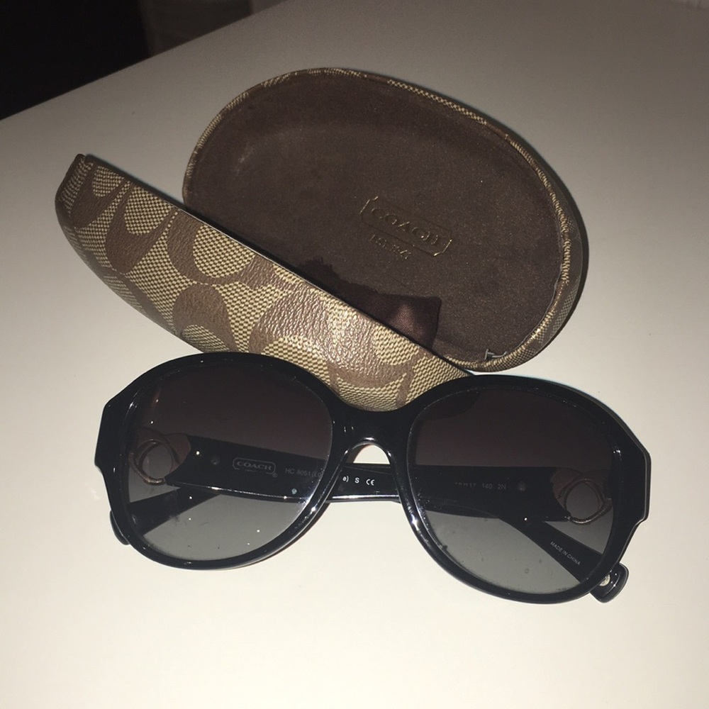 Coach Sunglasses HC 8051